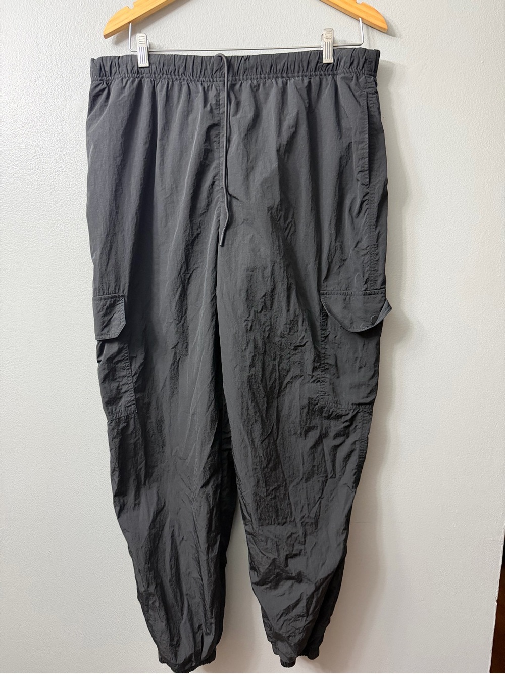 Good American Black Cargo Jogger Pants - Elastic Waist XL